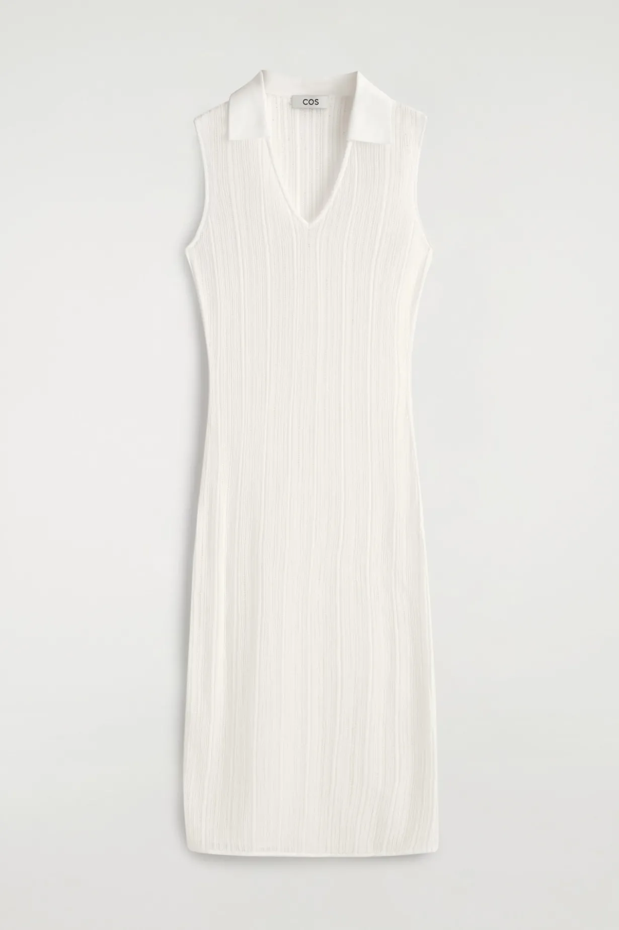 DURCHSCHEINENDES STRICKKLEID AUS SPITZE