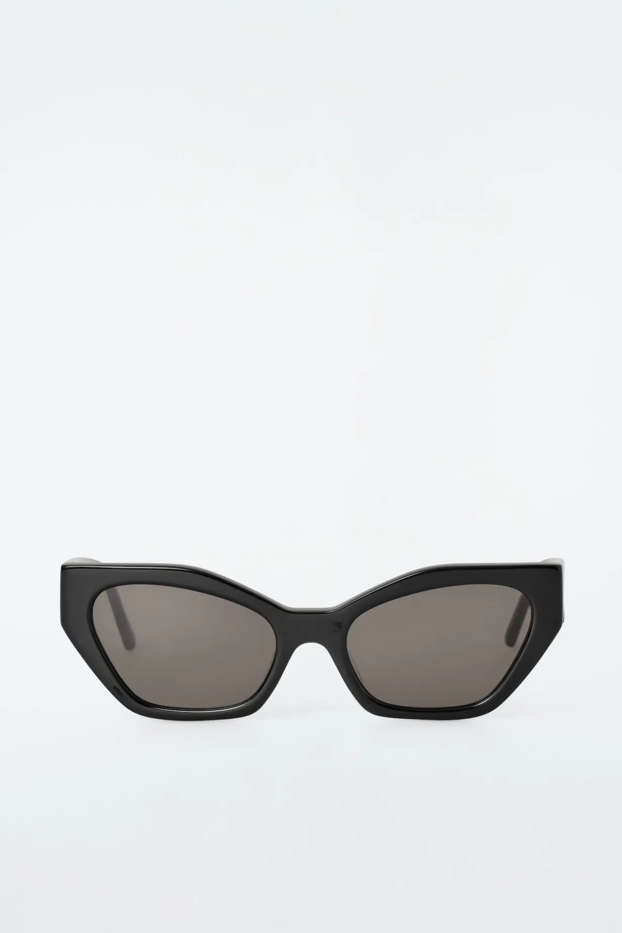 ECKIGE CAT-EYE-SONNENBRILLE
