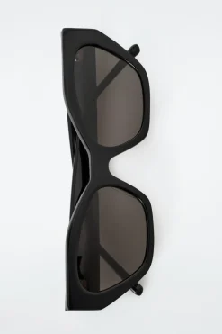 ECKIGE CAT-EYE-SONNENBRILLE