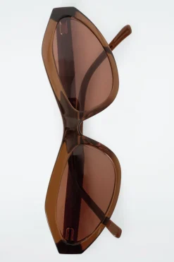ECKIGE CAT-EYE-SONNENBRILLE