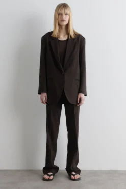 EINREIHIGER BLAZER AUS LEINEN