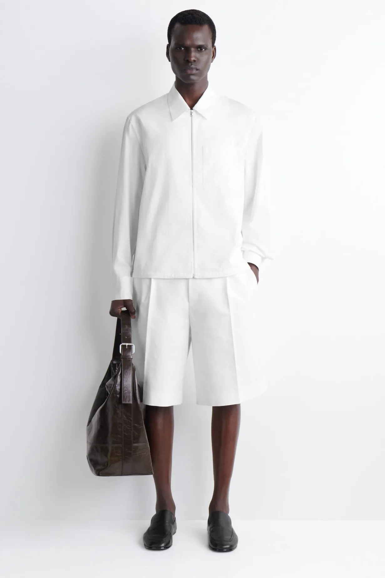 ELEGANTE BAUMWOLL-POPELINE-SHORTS