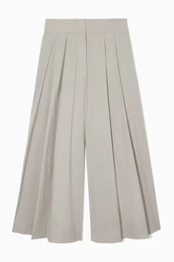 ELEGANTE CULOTTES MIT FALTEN
