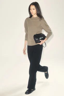 ELEGANTE HOSE MIT GERADEM BEIN