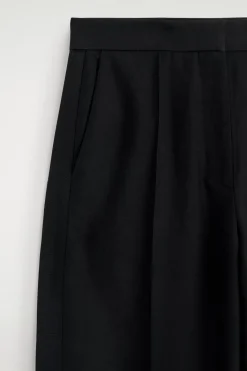 ELEGANTE LEINENHOSE MIT GERADEM BEIN