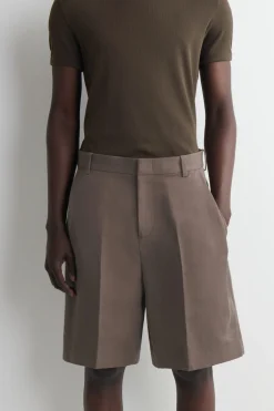 ELEGANTE SHORTS AUS LEINEN-MIX
