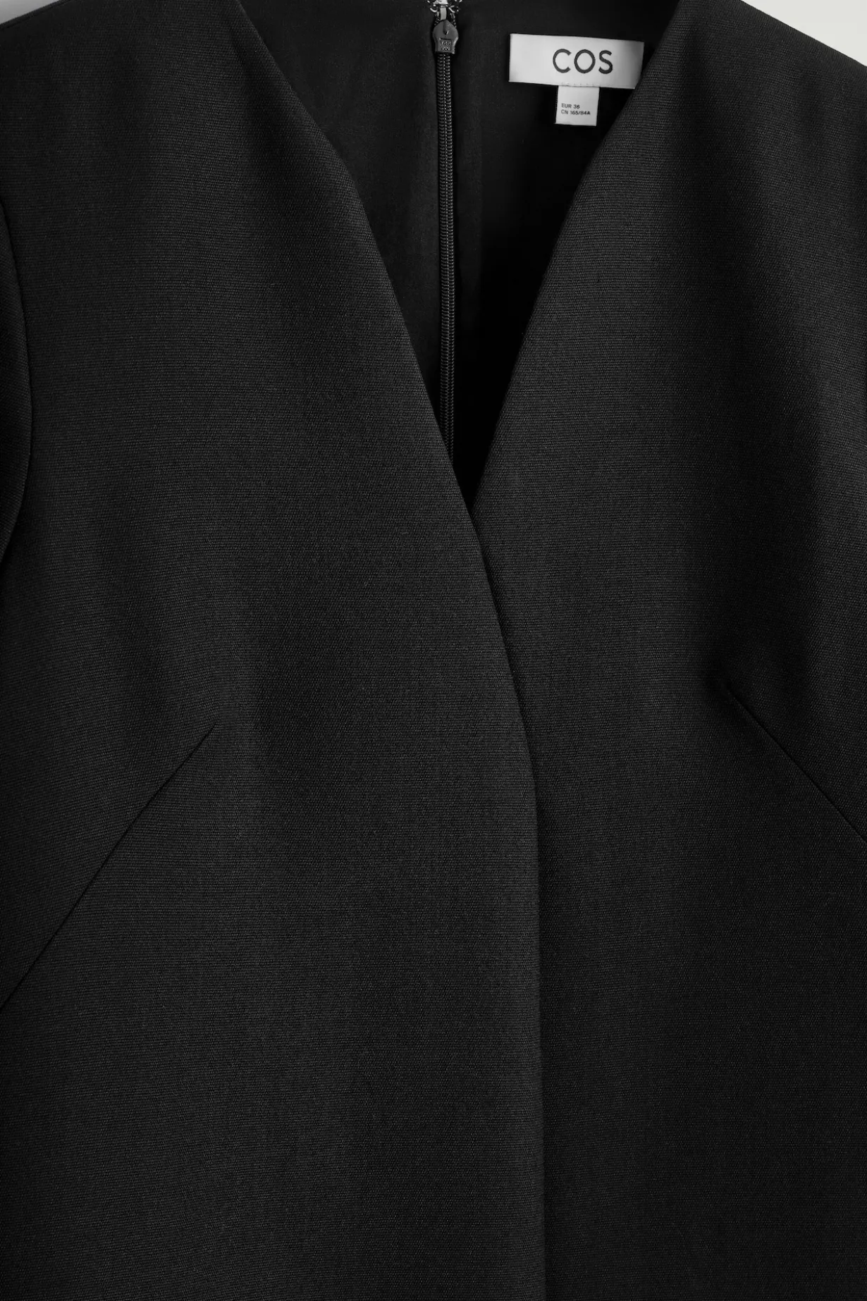 ELEGANTES MINIKLEID AUS WOLL-MIX