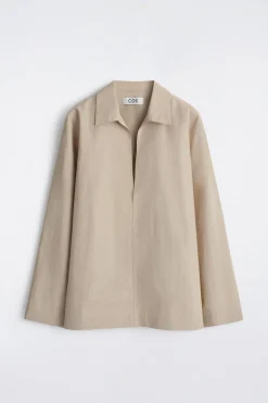 ELEGANTES NYLONHEMD MIT OFFENEM KRAGEN