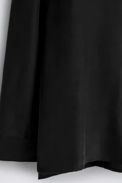 ELEGANTES SEIDENHEMD