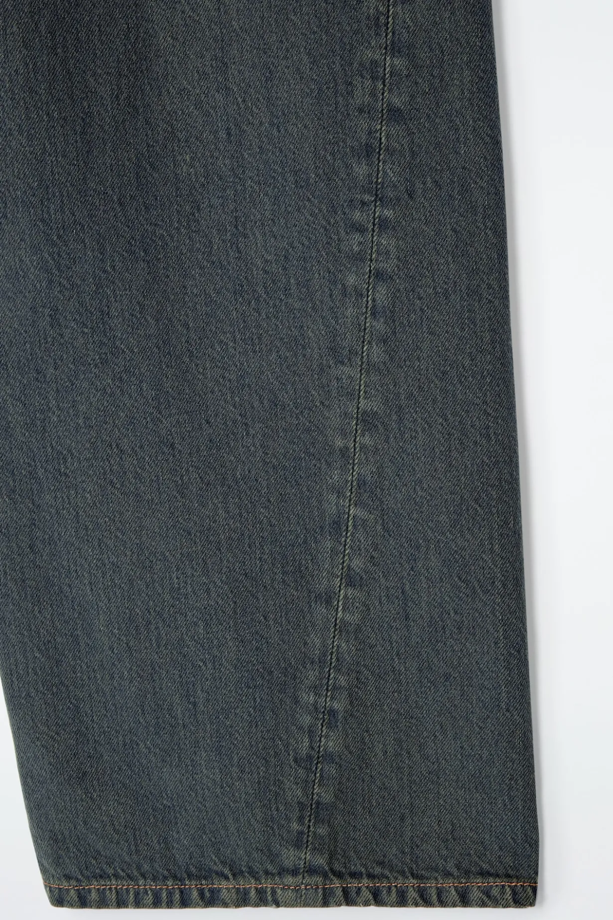 FACADE JEANS MIT GERADEM BEIN
