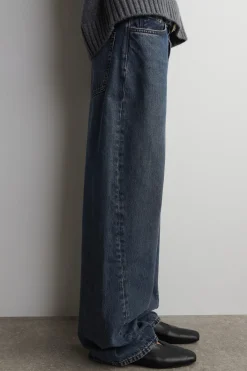 FACADE JEANS MIT GERADEM BEIN