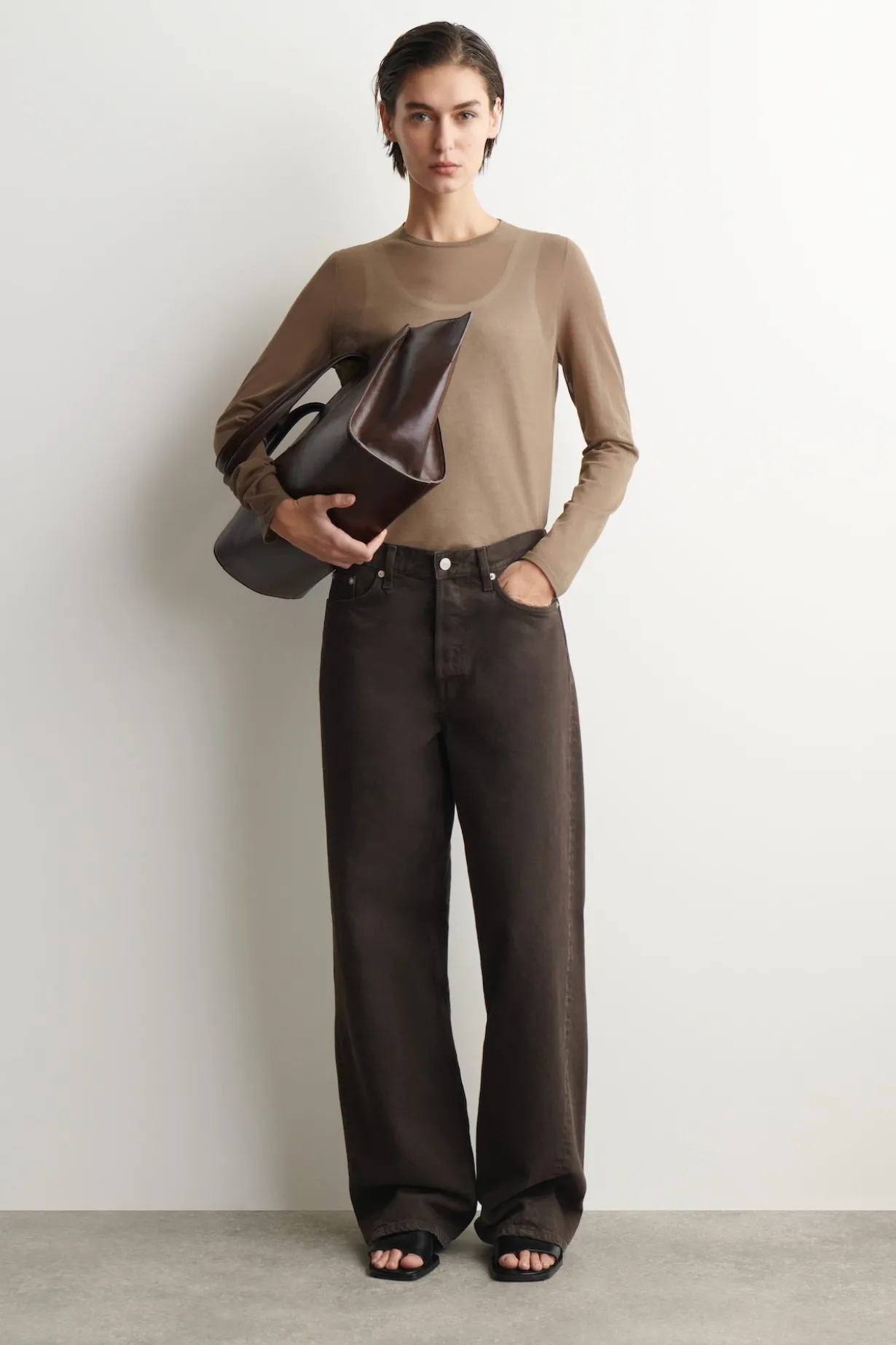 FACADE JEANS MIT GERADEM BEIN
