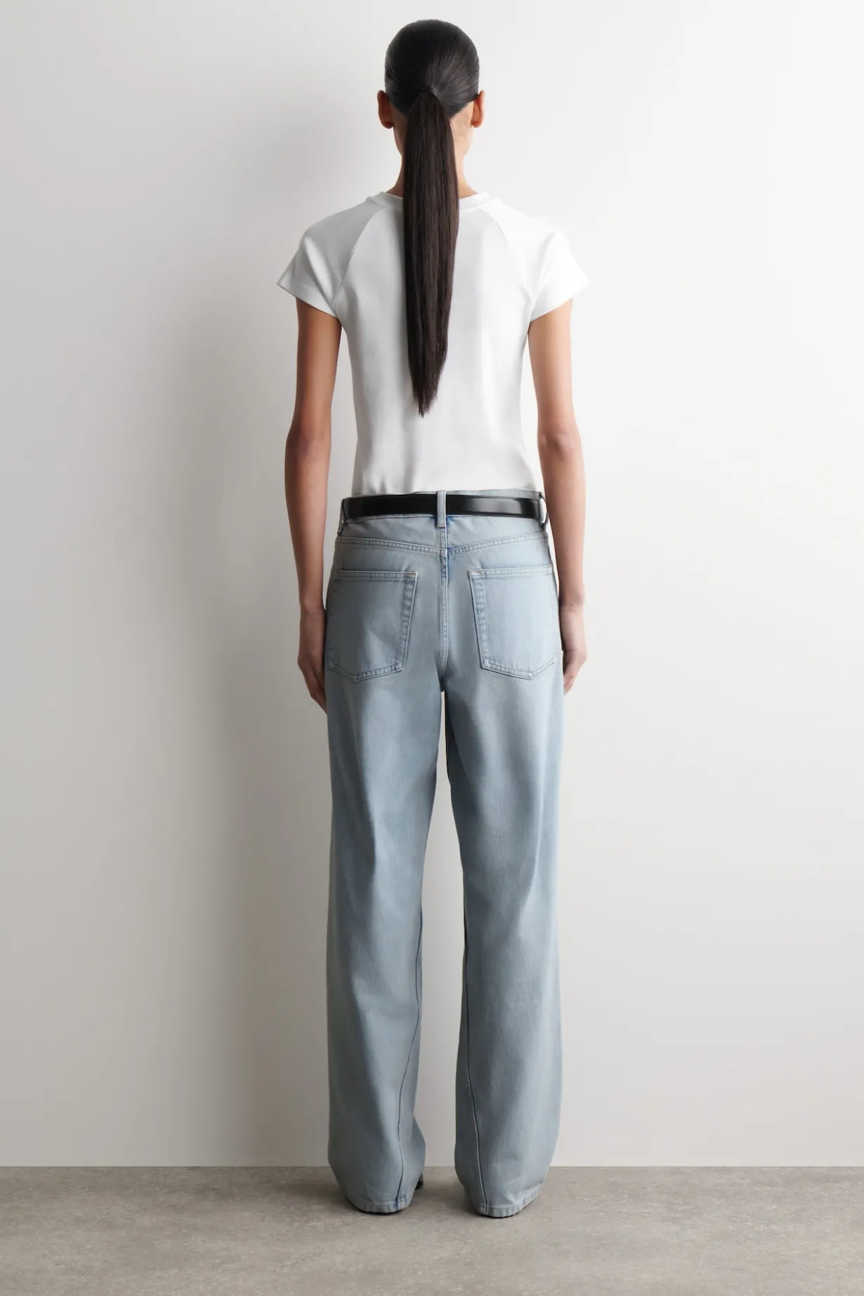 FACADE JEANS MIT GERADEM BEIN