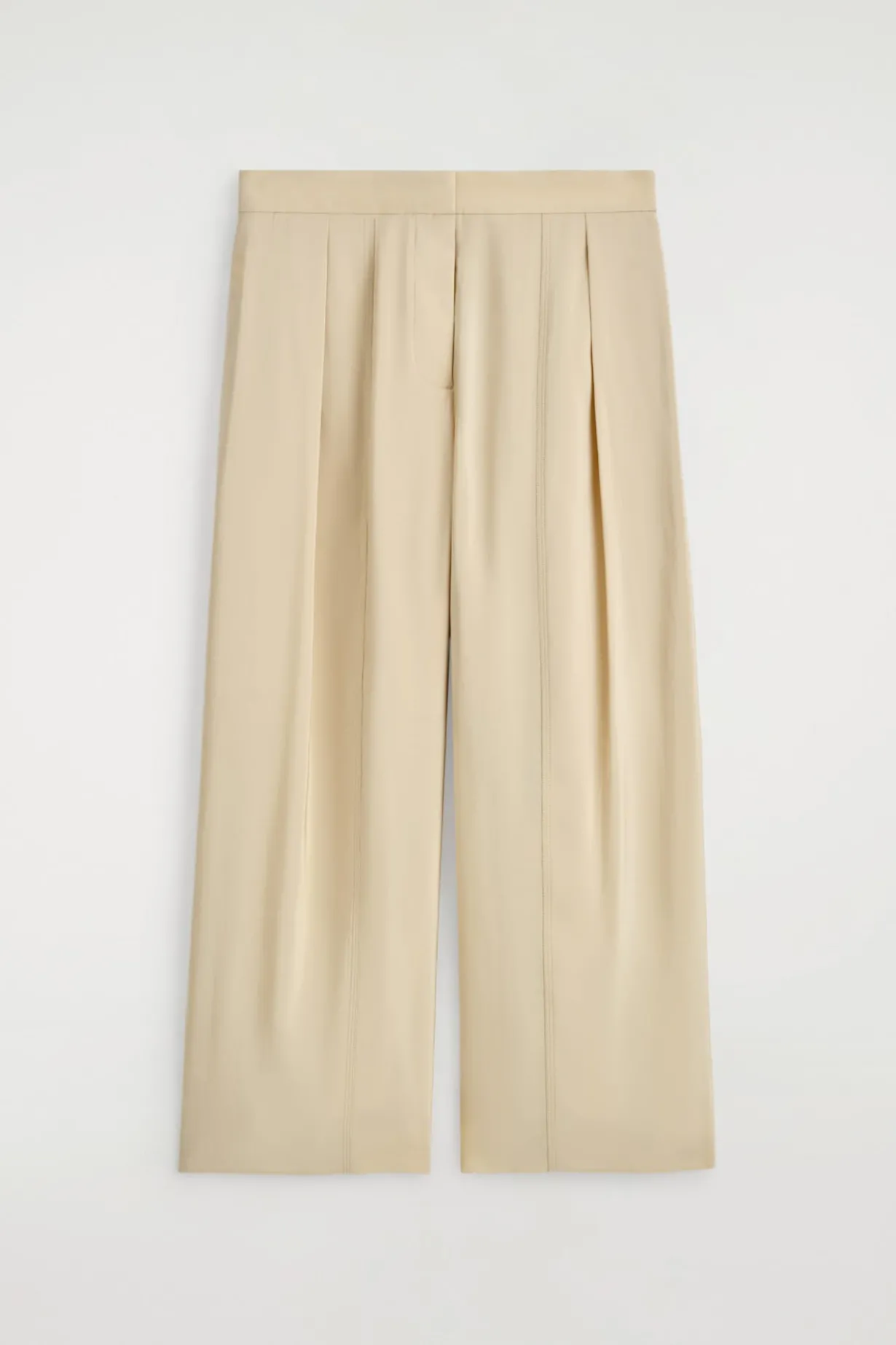 FLIEßENDE CULOTTES MIT FALTEN