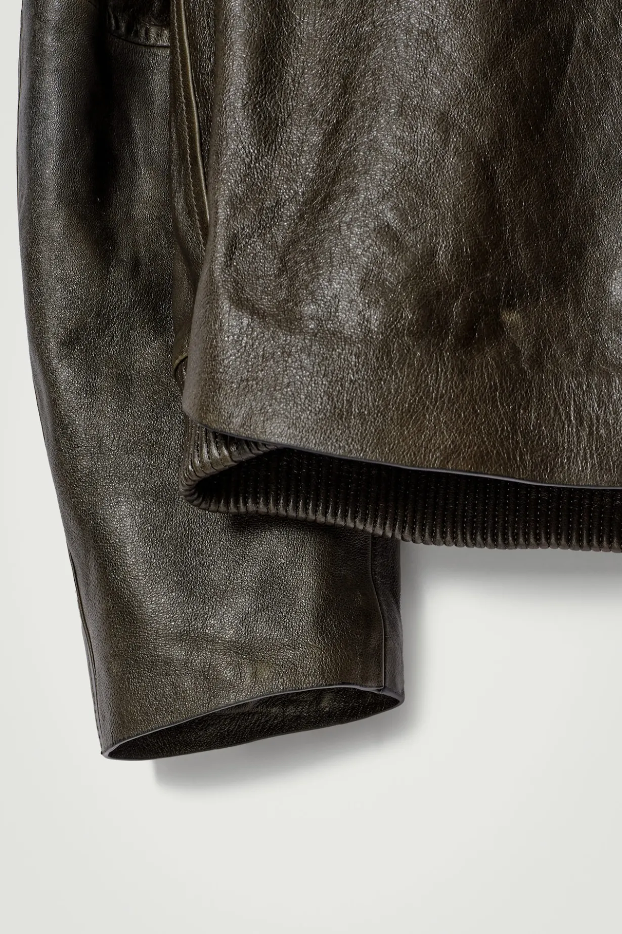 FLIEGERJACKE AUS LEDER