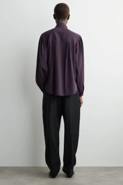 FLIESSENDE BLUSE MIT SCHALDETAIL