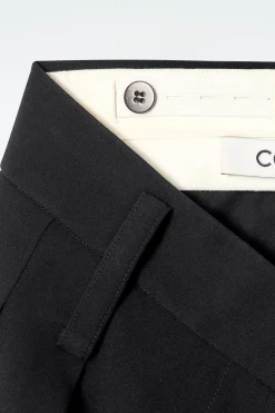 FLIESSENDE, ELEGANTE HOSE MIT GERADEM BEIN