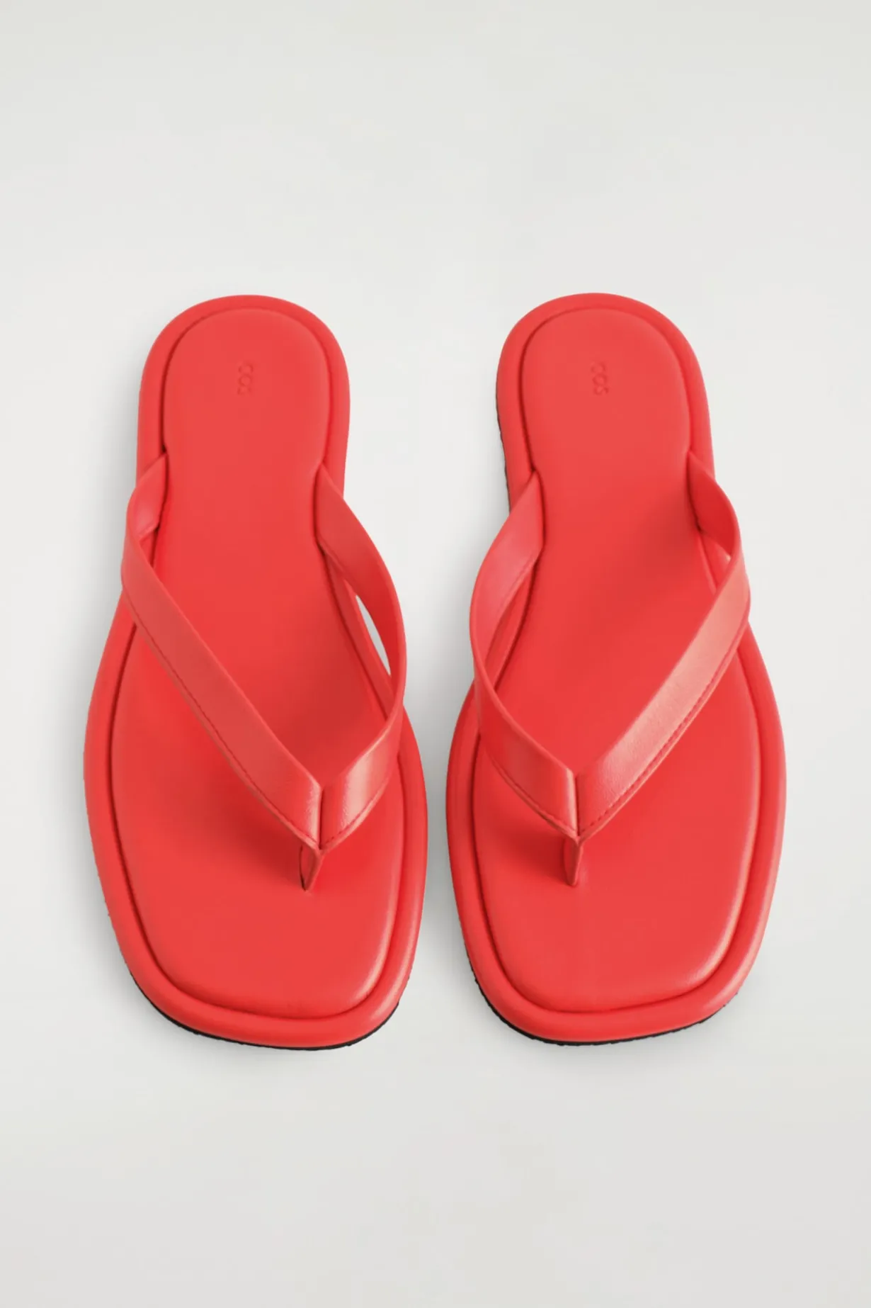 FLIP-FLOPS AUS LEDER