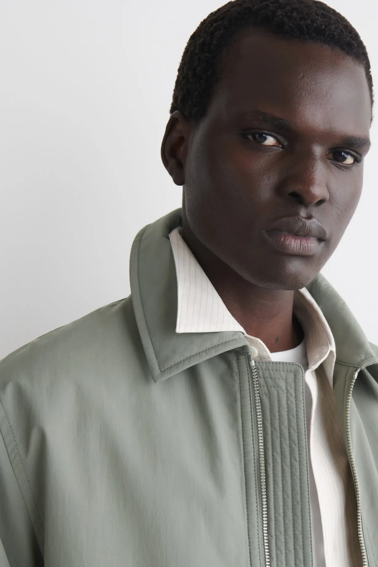 GEFÜTTERTE UTILITY-JACKE AUS NYLON