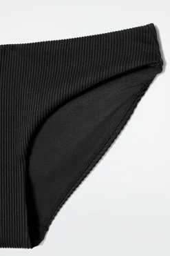 GERIPPTE KLASSISCHE BIKINIHOSE