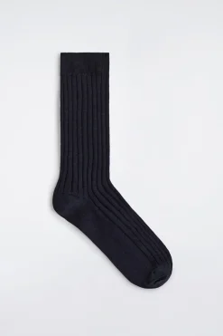 GERIPPTE SOCKEN AUS SEIDE