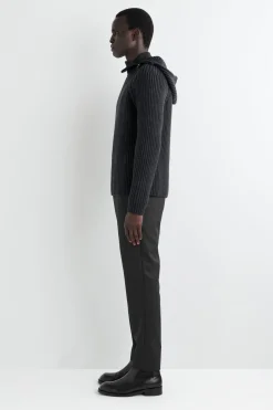 GERIPPTER KAPUZENPULLOVER AUS WOLL-BAUMWOLL-MIX