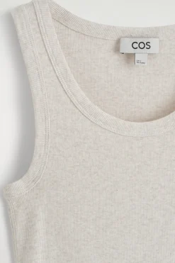 GERIPPTES TANKTOP AUS BAUMWOLLE