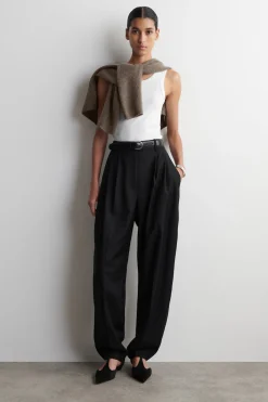 GERIPPTES TANKTOP AUS BAUMWOLLE
