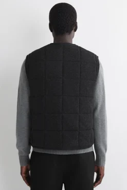 GESTEPPTE STRICKWESTE AUS MERINOWOLLE