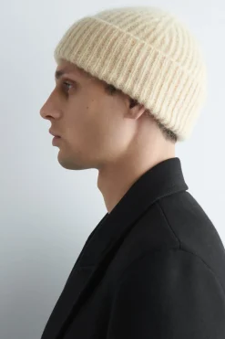 GESTREIFTE BEANIE AUS GEBÜRSTETEM WOLL-MIX