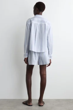 GESTREIFTE SHORTS AUS SEERSUCKER