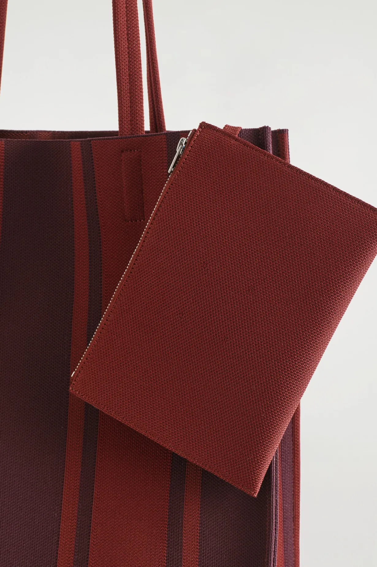 GESTREIFTE TOTE BAG