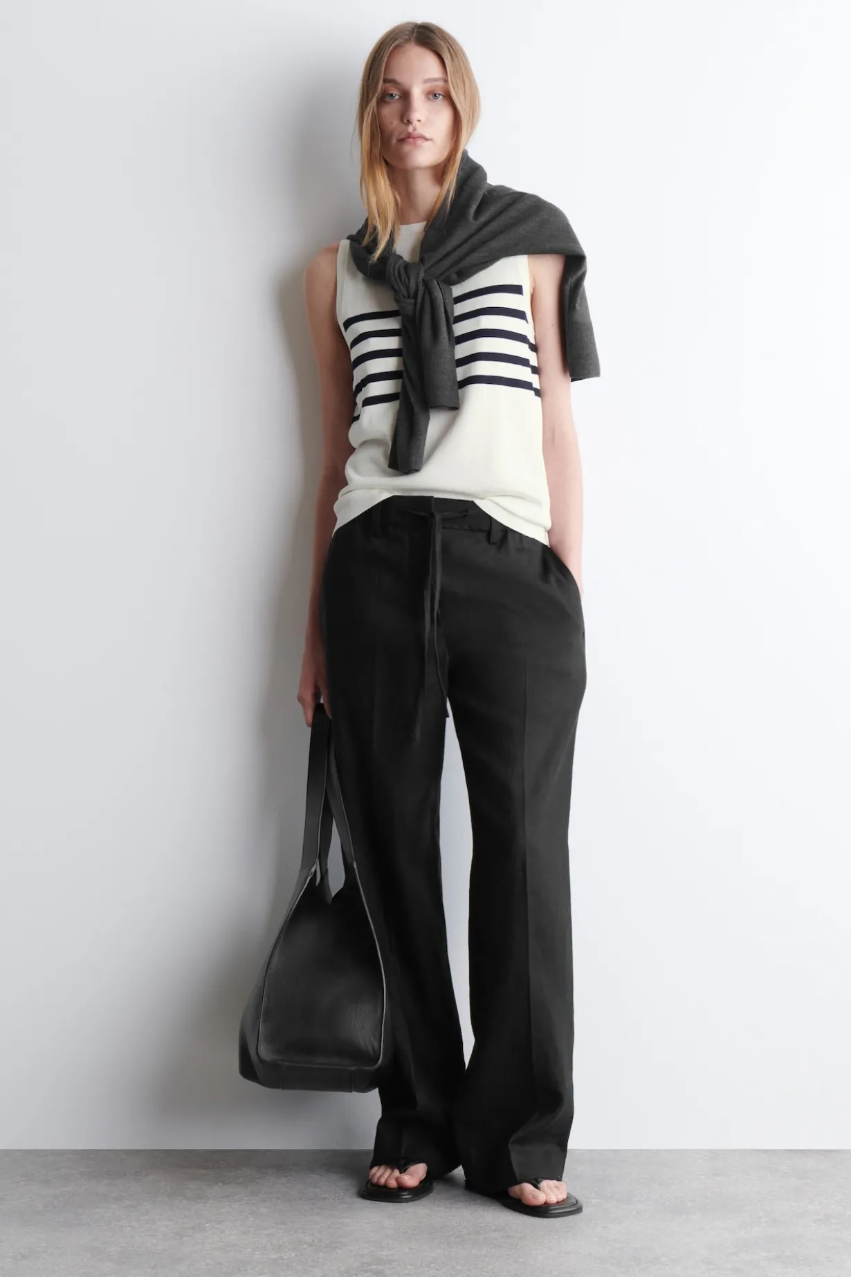 GESTREIFTES STRICK-TANKTOP