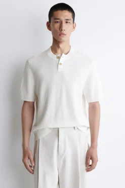 GESTRICKTES HENLEY-T-SHIRT AUS BAUMWOLLE
