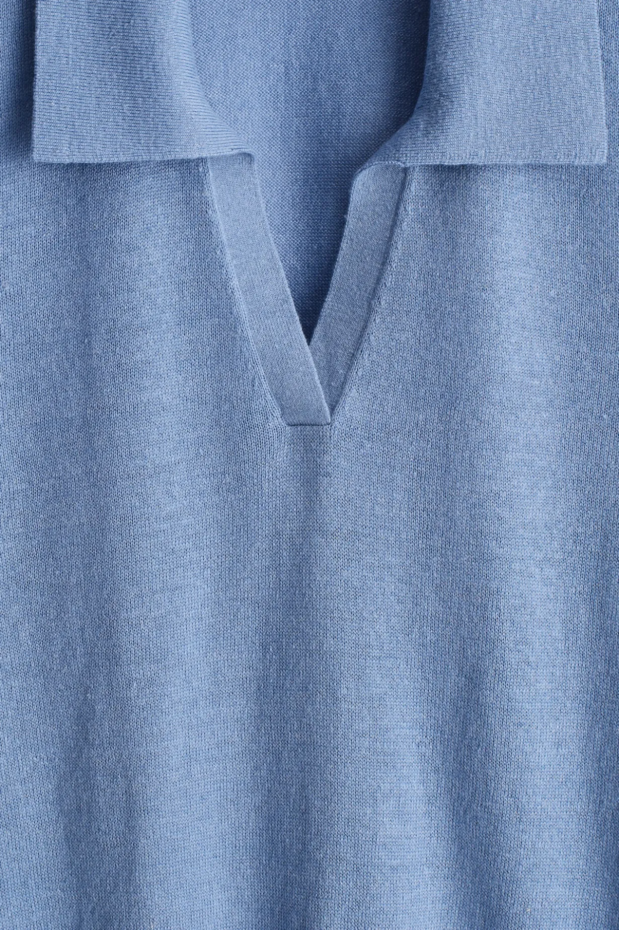 GESTRICKTES POLOSHIRT AUS LEINEN-MERINOWOLL-MIX