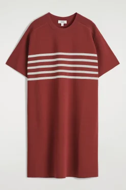 GESTRICKTES T-SHIRT-KLEID