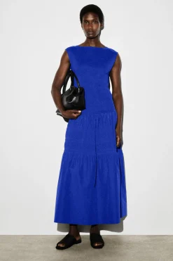 GESTUFTES MIDIKLEID MIT RAFFUNGEN