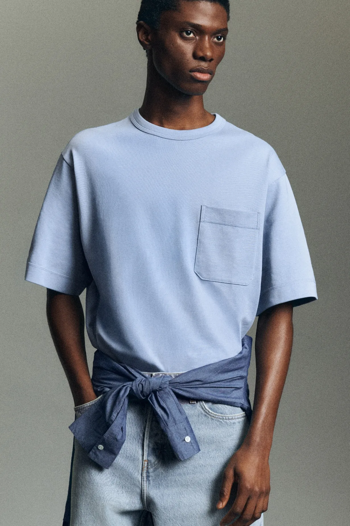 GEWICHTIGES OVERSIZED-T-SHIRT