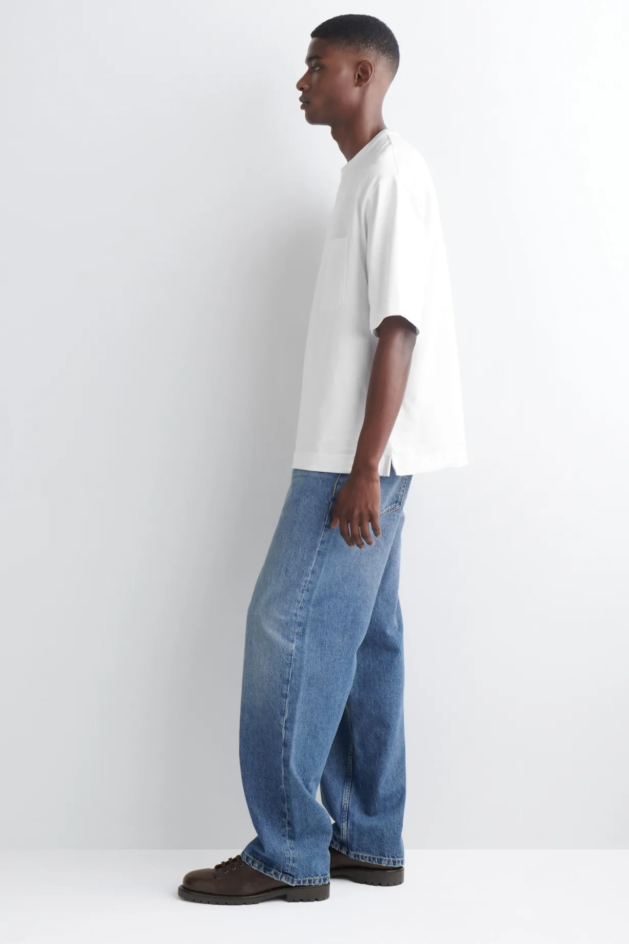 GEWICHTIGES OVERSIZED-T-SHIRT