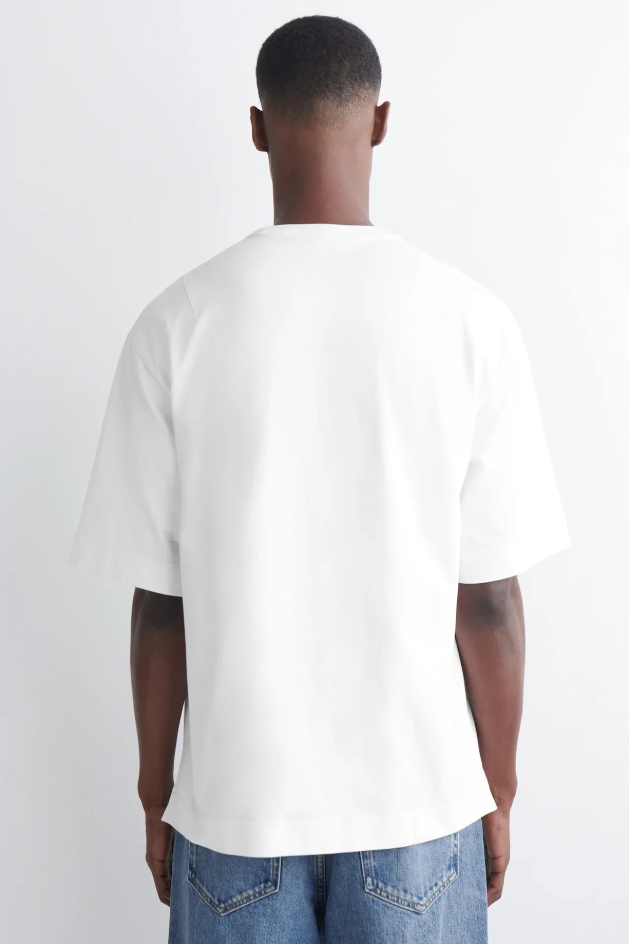 GEWICHTIGES OVERSIZED-T-SHIRT