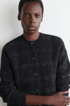 GLITZERNDE BOUCLÉ-STRICKJACKE