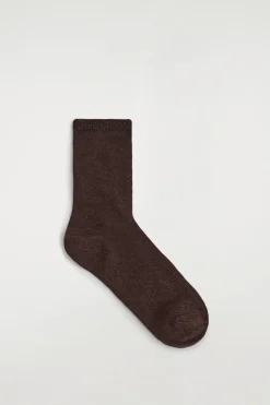 GLÄNZENDE FEINE WOLLSOCKEN