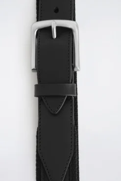 GÜRTEL MIT LEDERDETAILS