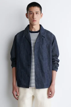 HEMDJACKE AUS DENIM MIT RESORTKRAGEN