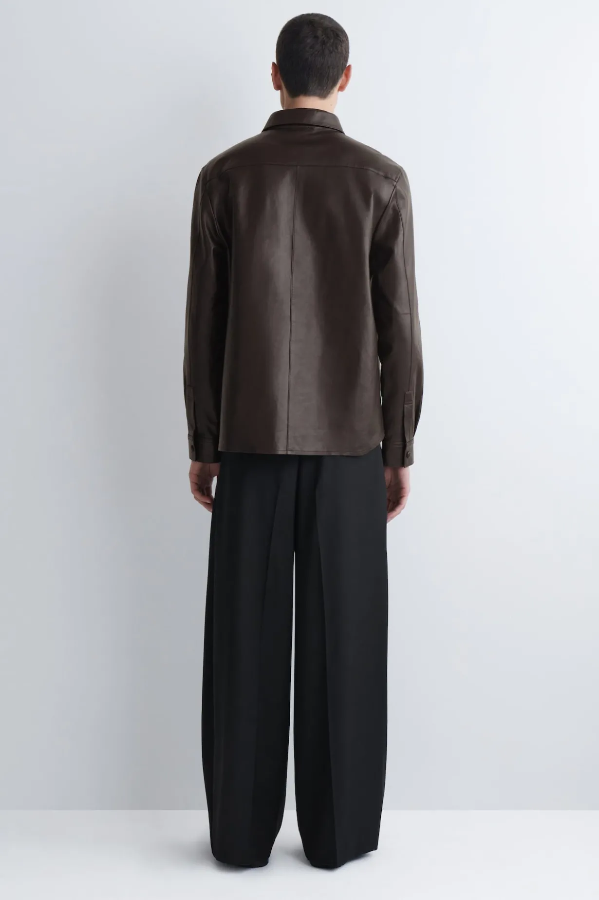 HEMDJACKE AUS LEDER