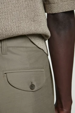 HOSE AUS BAUMWOLL-TWILL MIT WEITEM BEIN