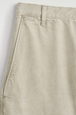 HOSE AUS DENIM MIT BARREL-BEIN