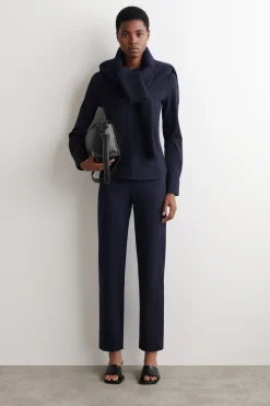 HOSE AUS JERSEY MIT GERADEM BEIN