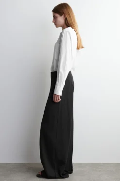 HOSE AUS JERSEY MIT WEITEM BEIN