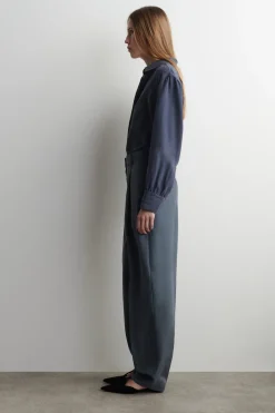 HOSE AUS SEIDE IN KNITTEROPTIK MIT GERADEM BEIN